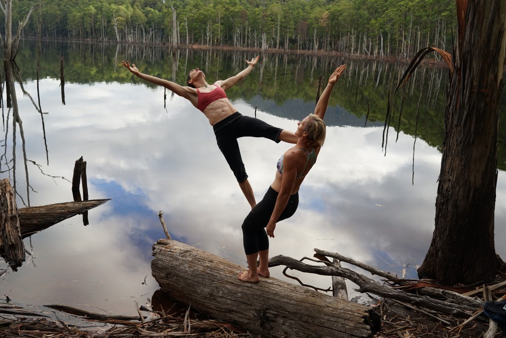 AcroYoga YogaMoment Dein Yogastudio in Kiel